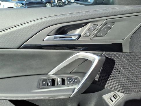 Used 2025 BMW X2 xDrive28i image 6