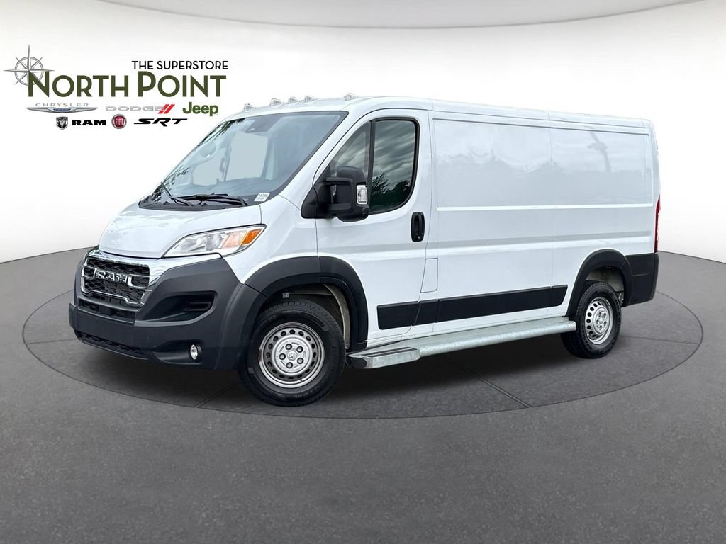Used 2025 RAM ProMaster 2500 w/ U-Haul Equipment Group FWD image 1
