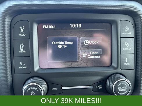 Used 2018 Jeep Wrangler Unlimited Sport S AWD/4WD image 32