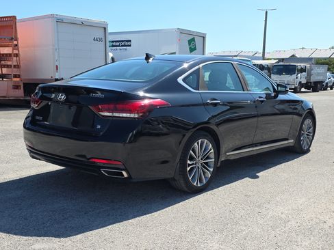 Used 2016 Hyundai Genesis 3.8 RWD image 7