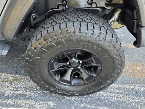 Used 2020 Jeep Wrangler Unlimited Sport S AWD/4WD image 33
