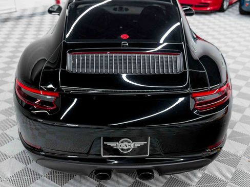 Used 2018 Porsche 911 Carrera T RWD image 19