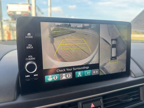 Certified 2023 Honda Pilot Elite image 18