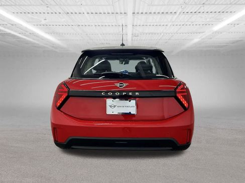 Certified 2025 MINI Cooper 2-Door Hardtop image 4
