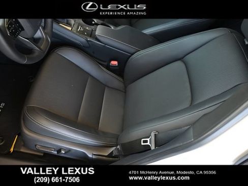 Used 2026 Lexus IS 350 F Sport w/ Accessory Package Z1 RWD image 13