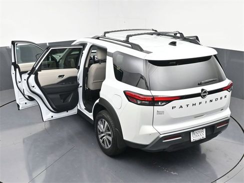 New 2026 Nissan Pathfinder SL image 44