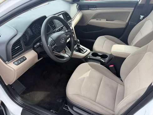 Used 2019 Hyundai Elantra SEL FWD image 10