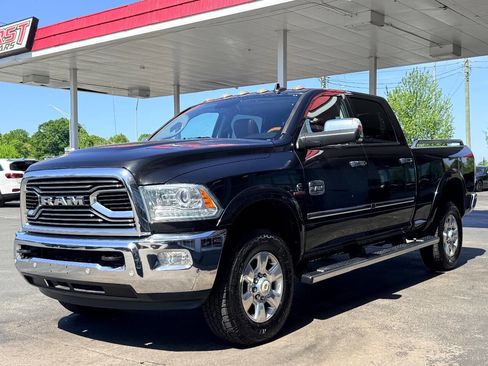 Used 2018 RAM 2500 Longhorn w/ Off Road Package image 9