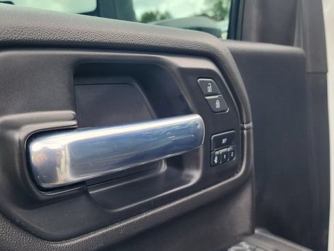 Used 2023 GMC Sierra 2500 SLT w/ SLT Premium Package AWD/4WD image 12