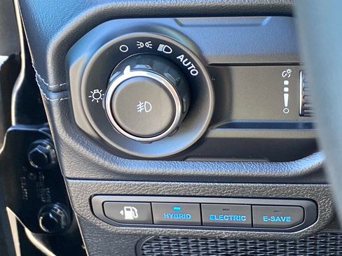 Certified 2024 Jeep Wrangler Unlimited Sahara AWD/4WD image 27