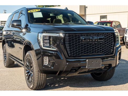 Used 2023 GMC Yukon AT4 w/ AT4 Premium Plus Package AWD/4WD image 35