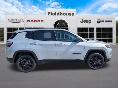 New 2026 Jeep Compass Latitude AWD/4WD image 5