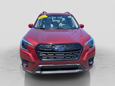 Used 2023 Subaru Forester Premium AWD/4WD image 12
