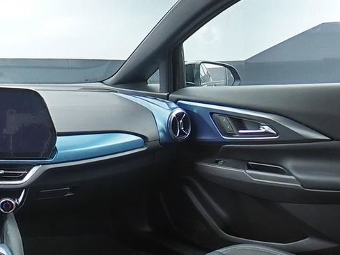 Used 2024 Chevrolet Equinox EV LT w/ Active Safety Package 3 FWD image 19