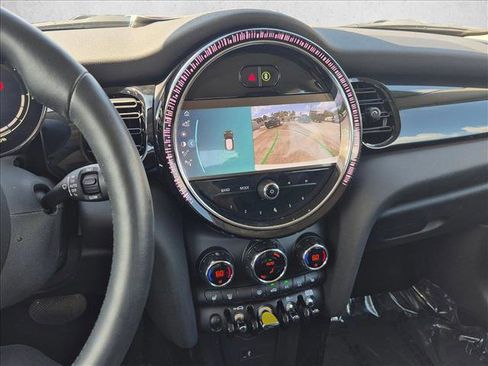 Used 2024 MINI Cooper SE FWD image 11