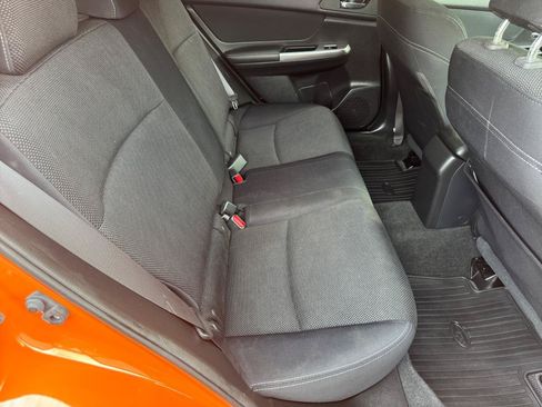 Used 2015 Subaru Crosstrek 2.0i Premium AWD/4WD image 14