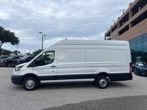 Used 2022 Ford Transit 250 148 High Roof Extended AWD w/ Load Area Protection Package image 2