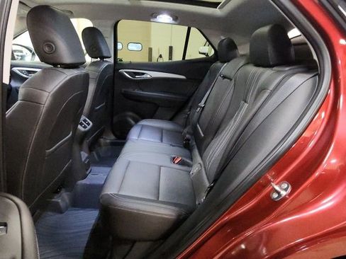 Certified 2024 Buick Envision Avenir image 23