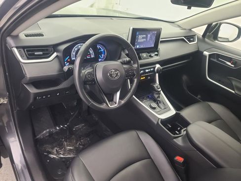 Used 2024 Toyota RAV4 XLE Premium image 25
