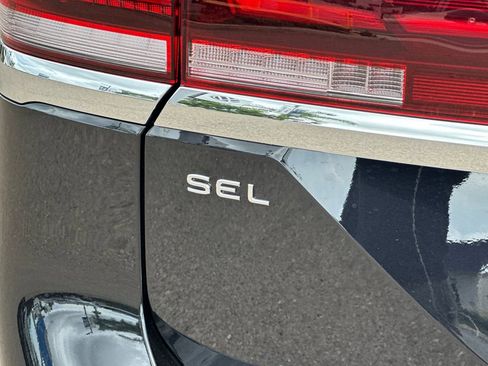 New 2026 Volkswagen Atlas SEL Premium R-Line AWD/4WD image 28