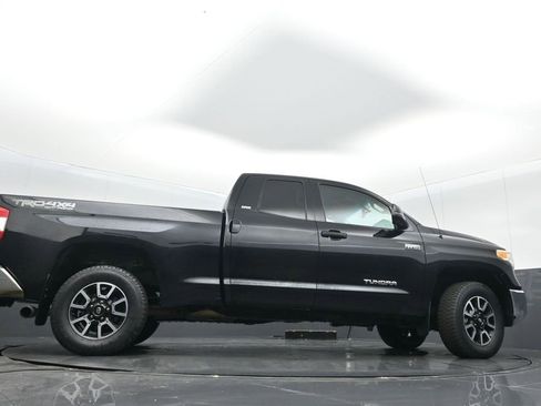 Used 2017 Toyota Tundra SR5 image 32