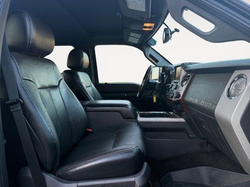 Used 2016 Ford F350 Lariat w/ Lariat Ultimate Package image 6