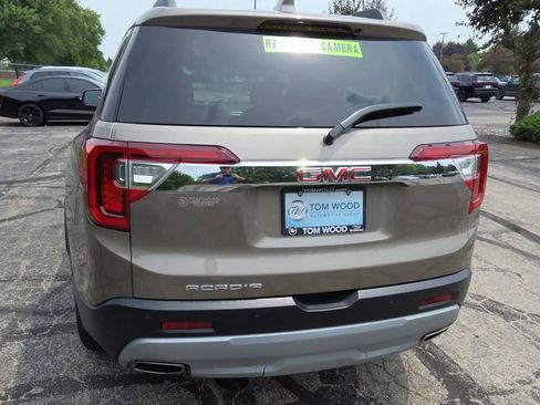 Used 2023 GMC Acadia SLT FWD image 7