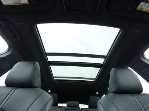 Used 2025 Toyota Grand Highlander AWD Hybrid image 12
