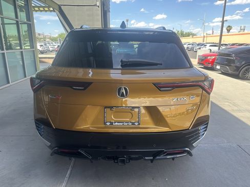 Used 2024 Acura ZDX Type S image 12