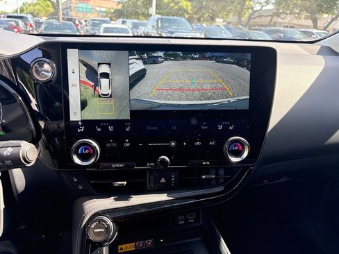 Used 2024 Lexus NX 350h AWD w/ Vision Package image 16