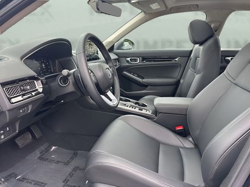 Used 2024 Honda Civic Touring image 9