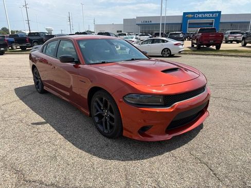 Used 2022 Dodge Charger R/T w/ Plus Group RWD image 1