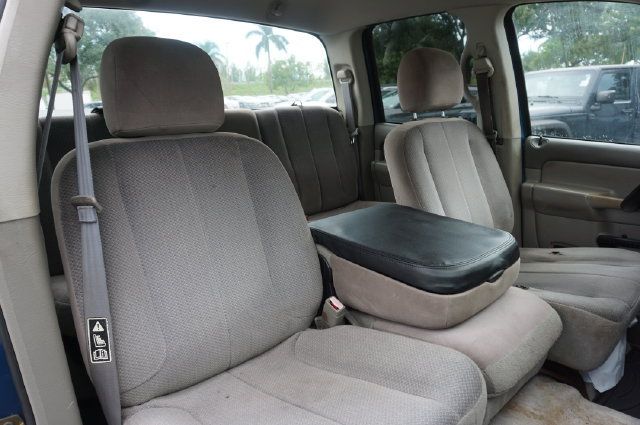Used 2003 Dodge Ram 1500 Truck SLT RWD image 2