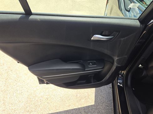 Used 2020 Dodge Charger SXT w/ Leather Interior Group RWD image 14