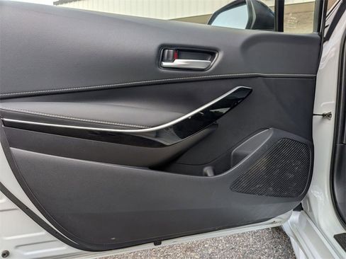 Used 2022 Toyota Corolla XSE image 14