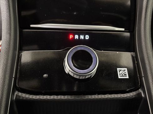 Used 2024 Jeep Grand Cherokee Laredo X image 19