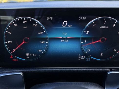 Used 2020 Mercedes-Benz GLB 250 4MATIC image 50