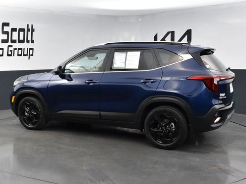Certified 2026 Kia Seltos EX w/ EX Sunroof Package FWD image 3