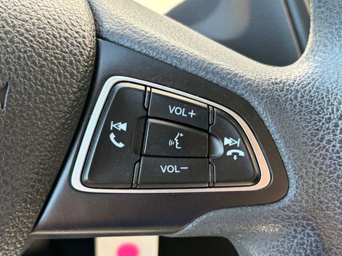 Used 2016 Ford Focus S FWD image 18