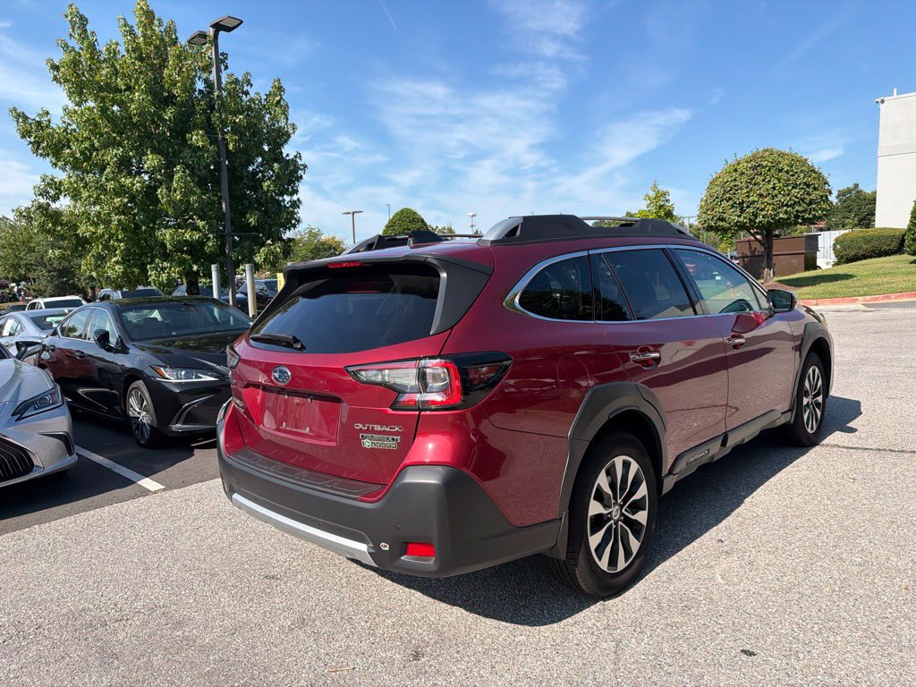 Used 2025 Subaru Outback Touring XT AWD/4WD image 17