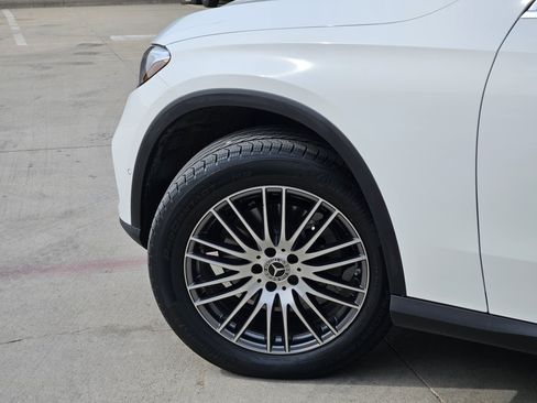 Certified 2026 Mercedes-Benz GLC 300 4MATIC image 5
