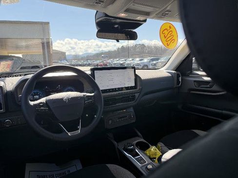 Certified 2025 Ford Bronco Sport Big Bend w/ Convenience Package image 4