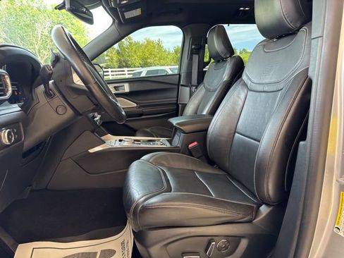 Used 2020 Ford Explorer ST w/ ST Street Pack AWD/4WD image 16