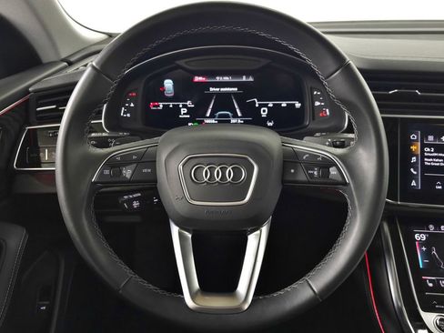 Used 2023 Audi Q8 Prestige AWD/4WD image 21