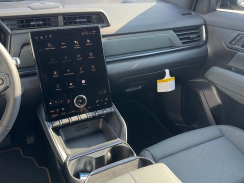 New 2026 GMC Terrain AT4 w/ Technology Package II image 15