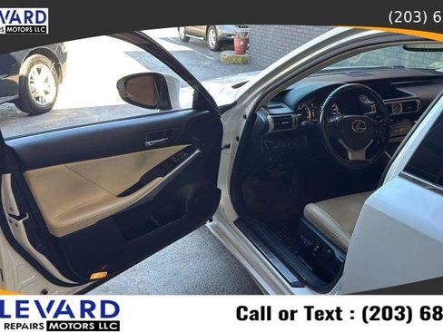 Used 2016 Lexus IS 300 AWD w/ Navigation System Package image 24