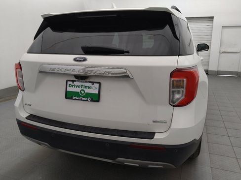 Used 2020 Ford Explorer XLT w/ Equipment Group 202A RWD image 7