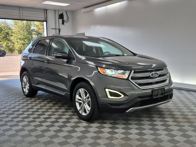 Used 2015 Ford Edge SEL w/ Equipment Group 201A AWD/4WD image 3