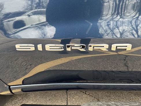Used 2020 GMC Sierra 1500 SLE w/ SLE Value Package image 28