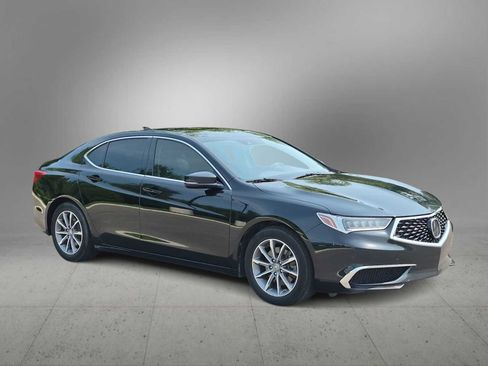 Used 2018 Acura TLX FWD image 2